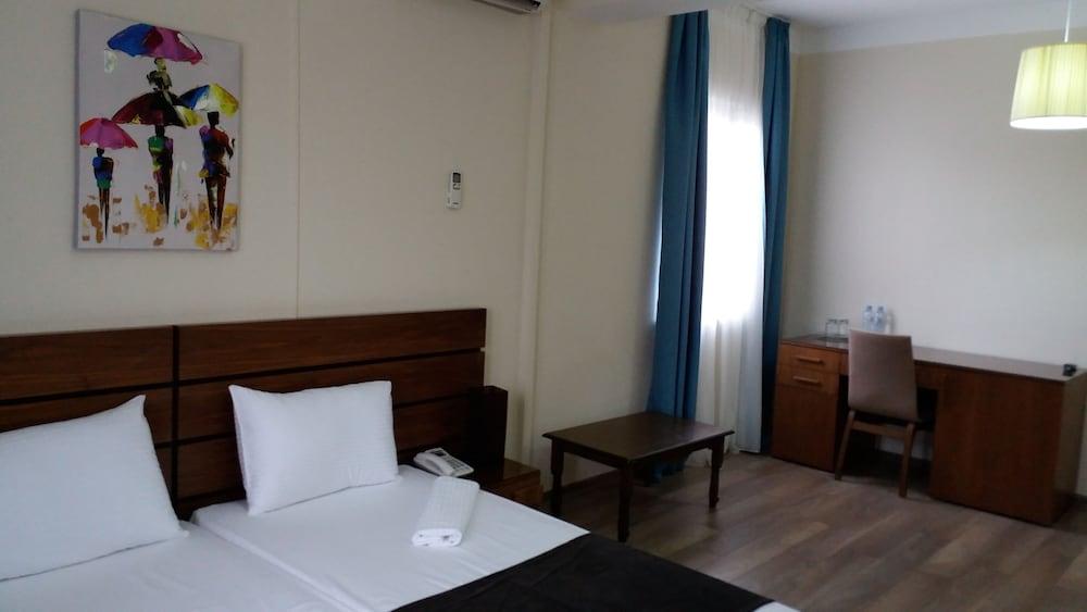 Old Tbilisi Hotel エクステリア 写真